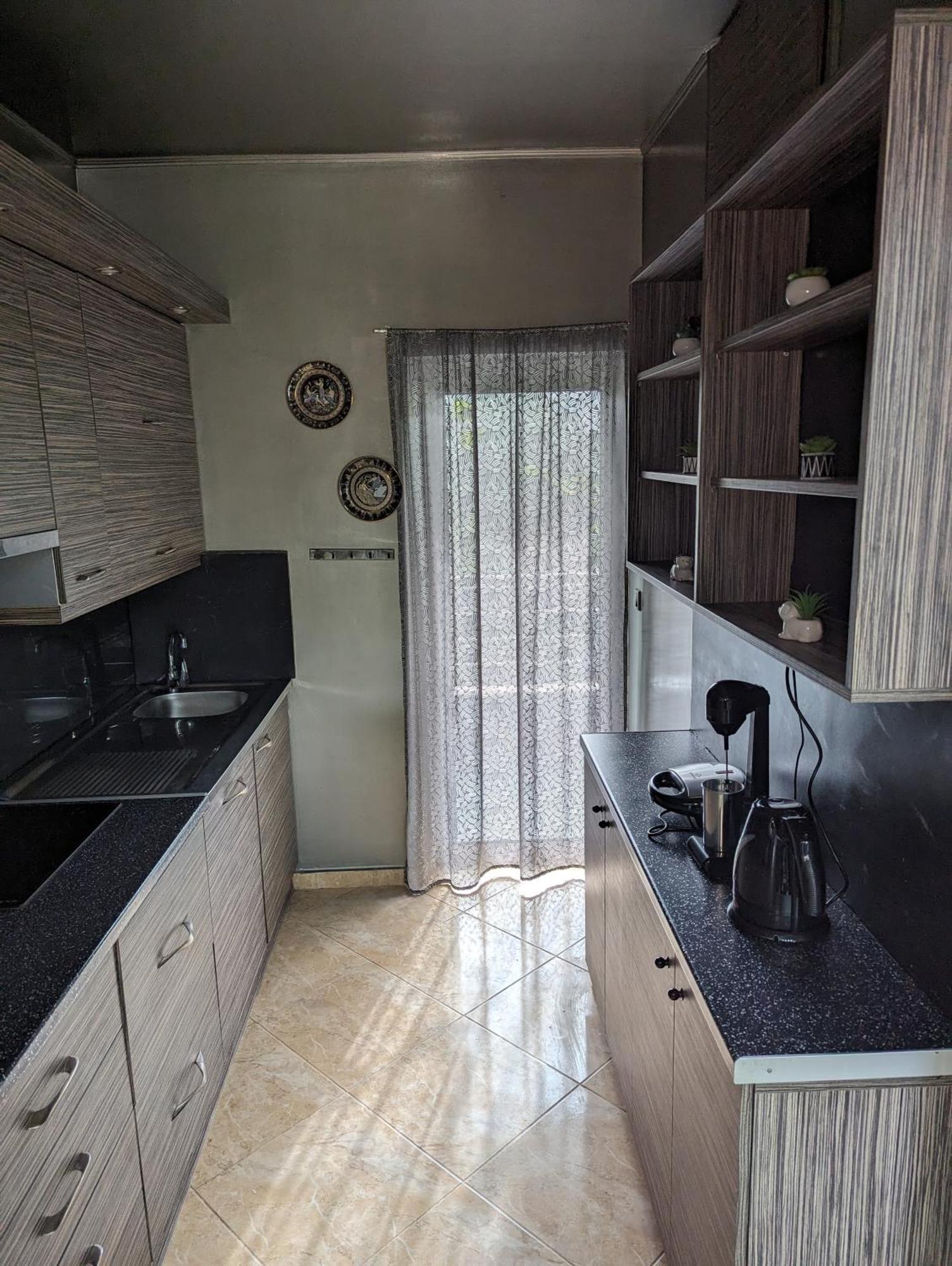 Modern Quiet Luxury Apartment Patra Екстериор снимка
